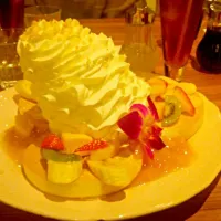 Snapdishの料理写真:ホイップタワーパンケーキ(*^^*)|na-さん