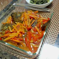 sweet and sour tilapya and laing Philippines dishes|Gee Kojimaさん