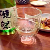 Snapdishの料理写真:牛肉のオイスター炒めと日本酒|OZKさん