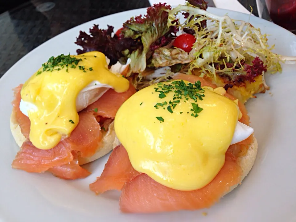 Egg Benedict🍳|PeonyYanさん