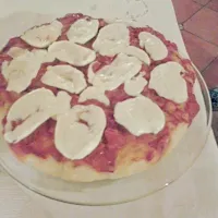 focaccia fatta con pomodoro e mozzarella partenopea frescha... <3|luigi de fraiaさん