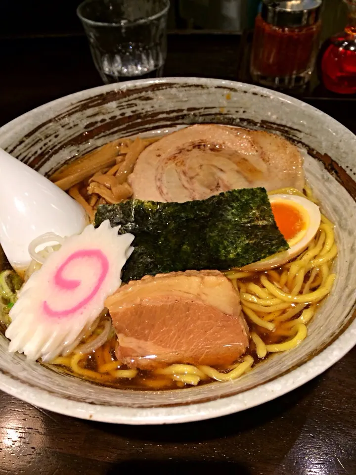 立川や🍺締めのラーメン😊🎵|モモさん