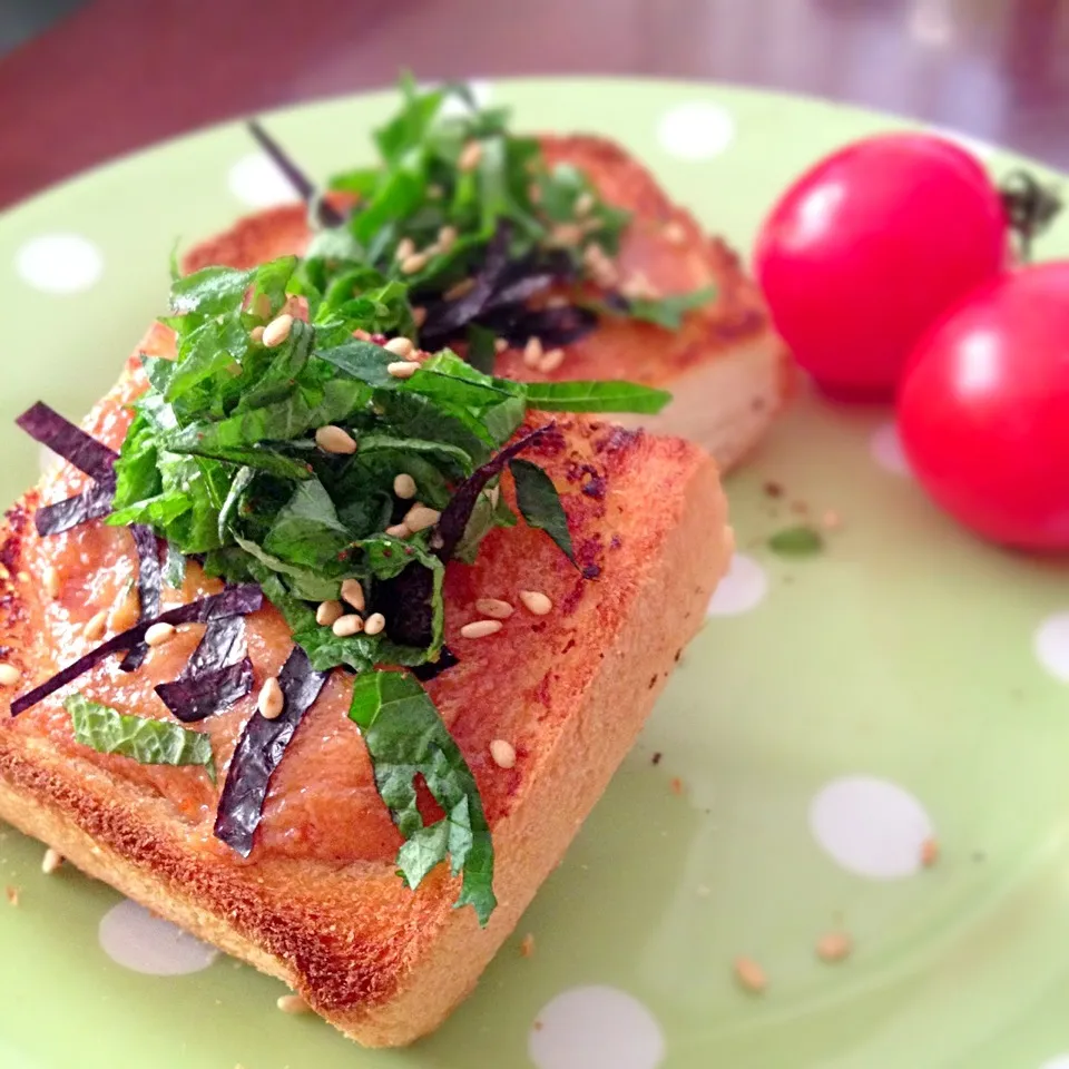 くららサンの義母直伝の明太マヨ焼きおにぎり❤パンで🍞|ららさん