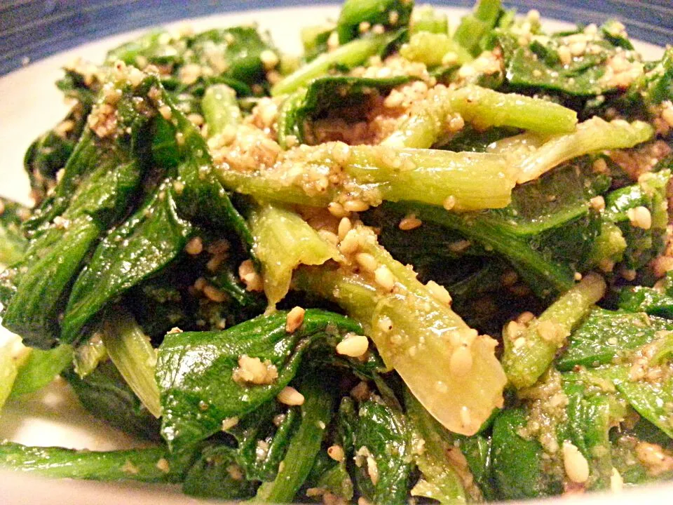 ほうれん草のごま和え。|hetare_charlieさん