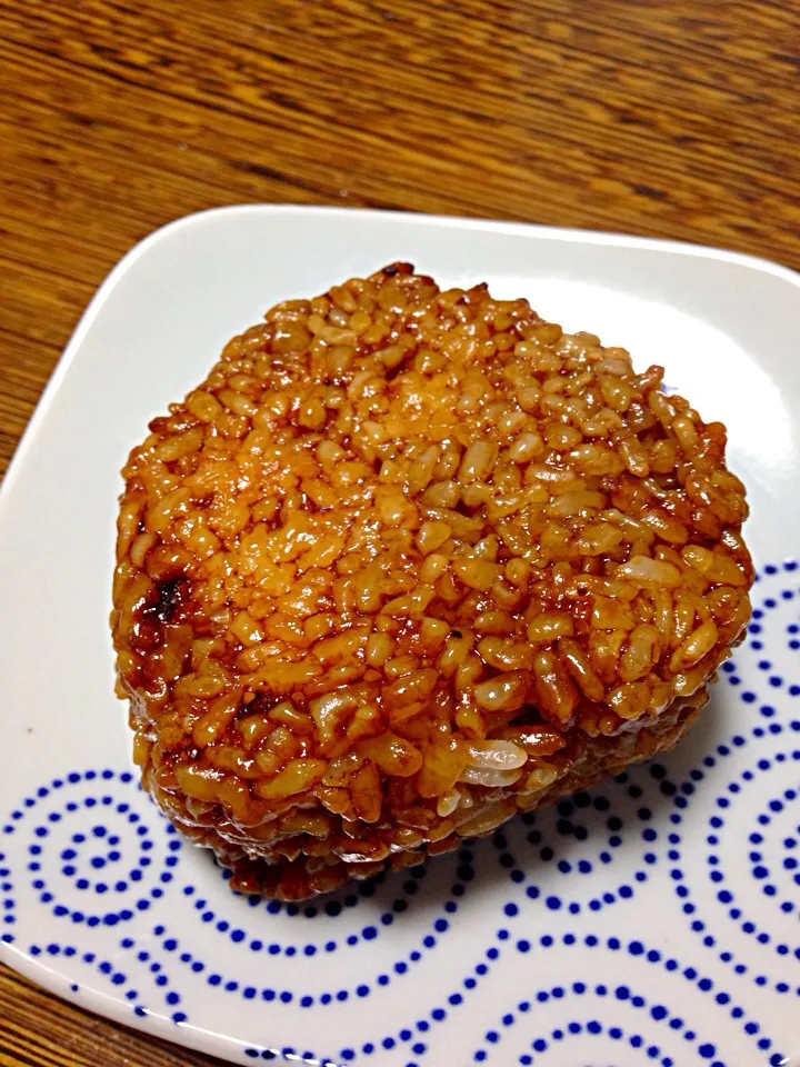 Snapdishの料理写真:天野醤油の焼おにぎり|石橋章子さん