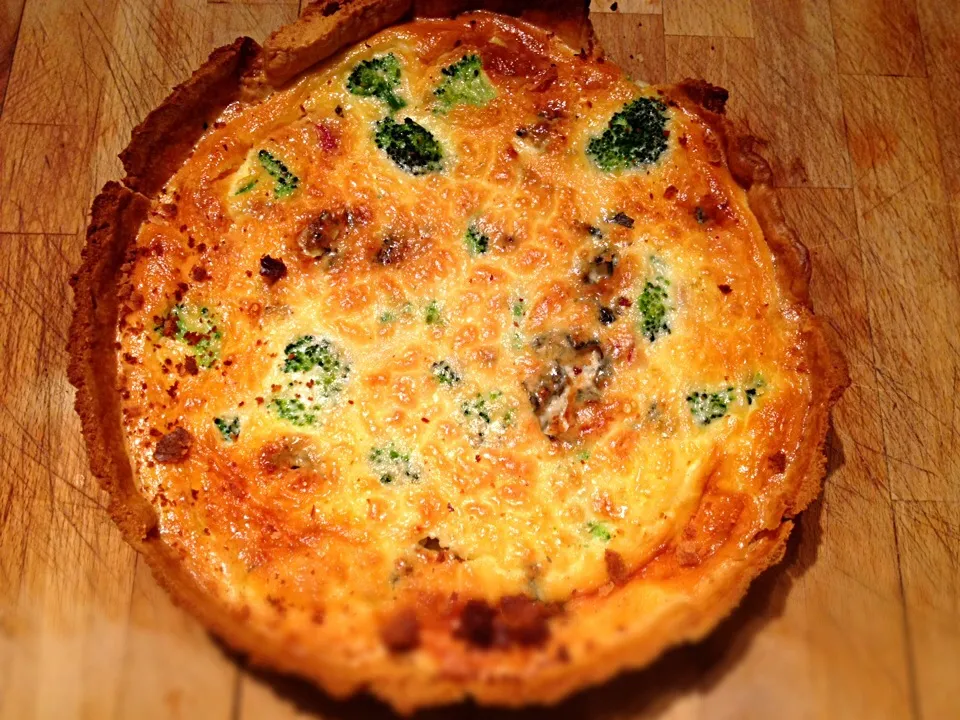 Broccoli, red onion and roquefort quiche|Steve Pountneyさん