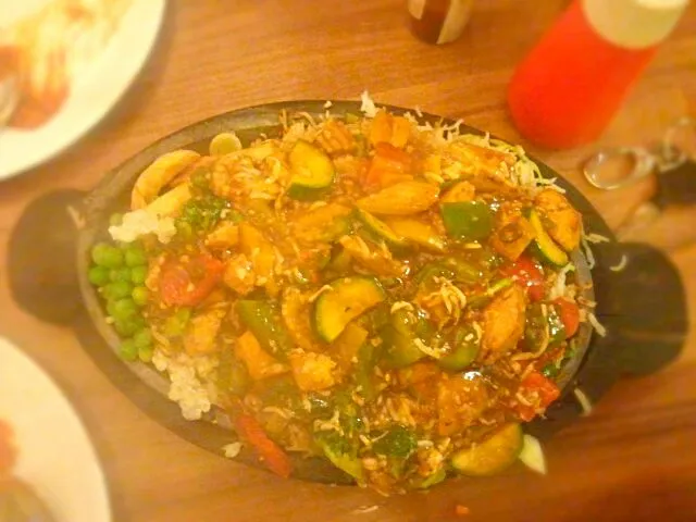 Snapdishの料理写真:Chinese Sizzler|Mahesh Guptaさん