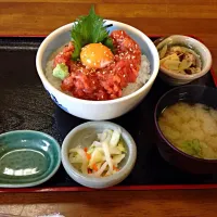 マグロのユッケ丼|Takumi  Sumiyaさん