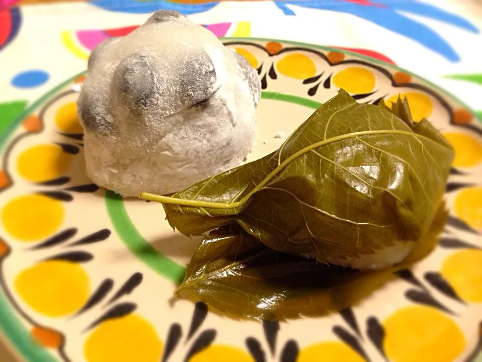 Sakura-mochi and black bean Daifuku :)|mさん