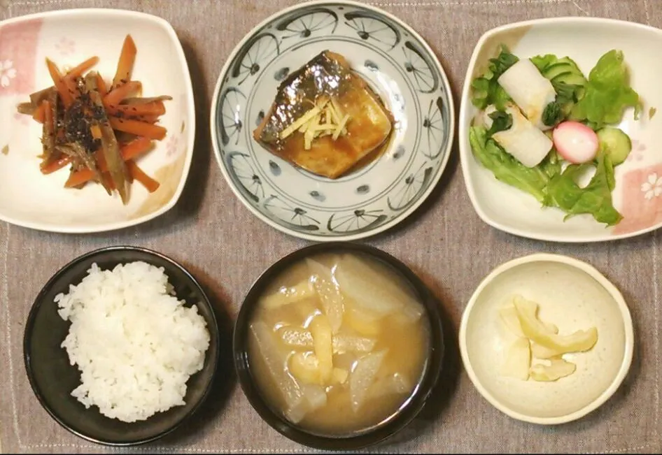 非日常の朝ご飯|オオトモさん