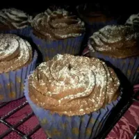 Chocolate Cappuccino Cupcakes|Laura Quinn Hughesさん