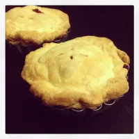 Mini apple pies!|Craving Sustenanceさん