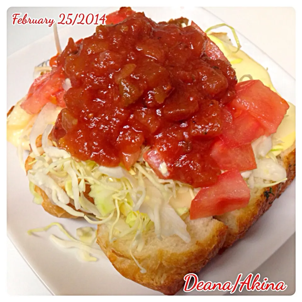 Snapdishの料理写真:Bread,mayo,cheese,cabbage no sengiri,tomato with salsa ... My lunch|Deana/Akinaさん