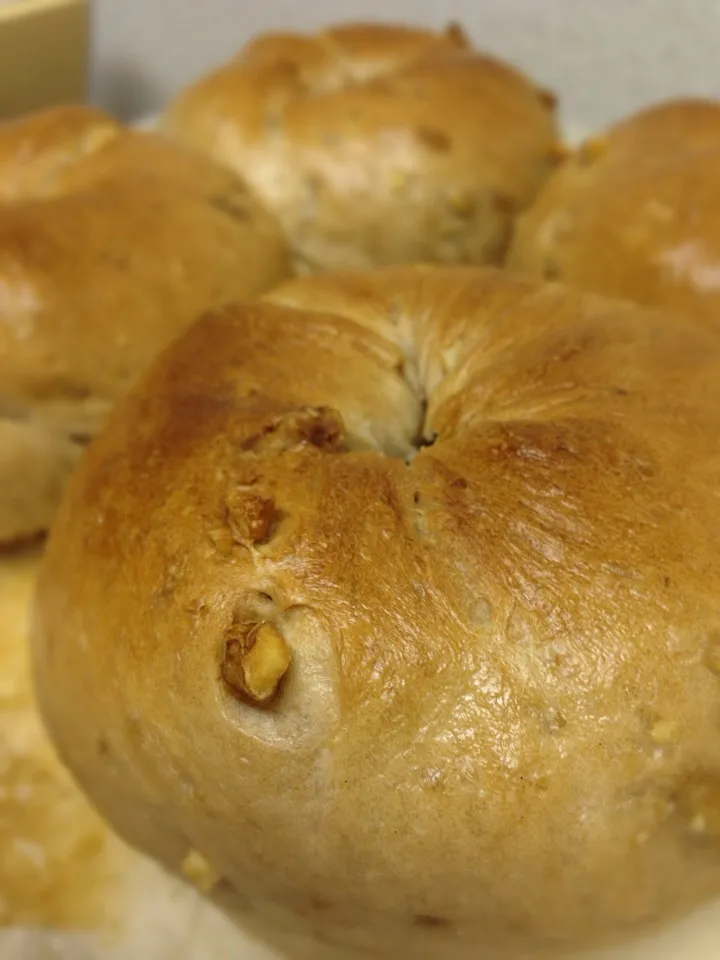 Baked walnut bagels for tomorrow :)|mさん