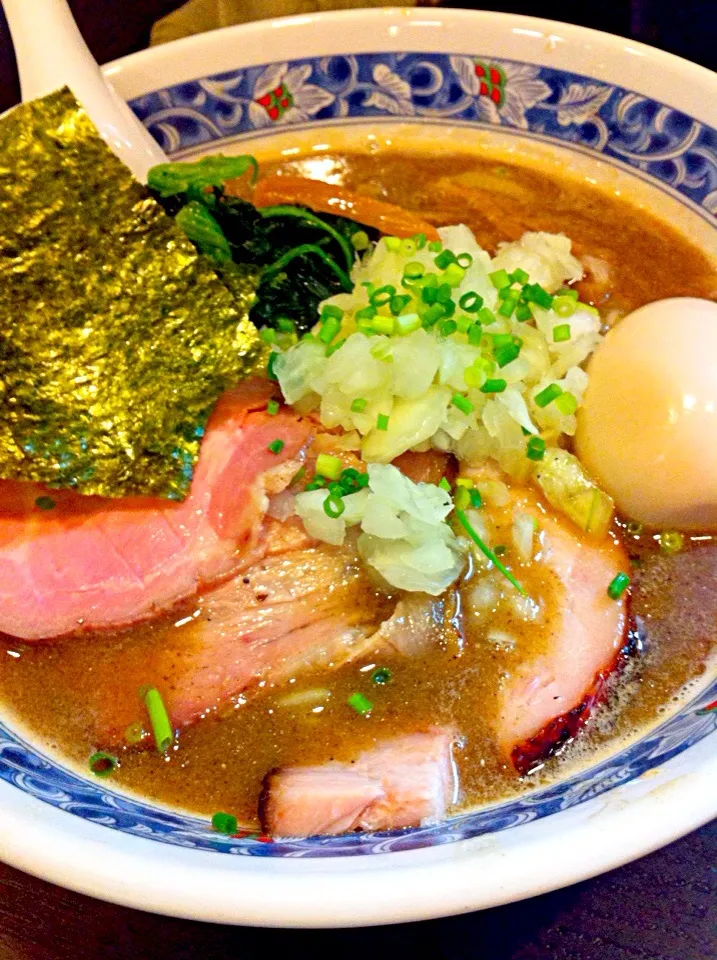 煮干豚骨ラーメン|けんさん