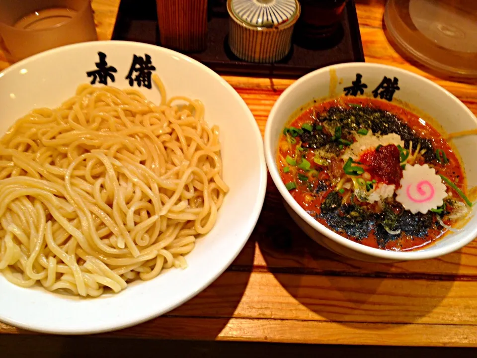 Snapdishの料理写真:赤辛つけ麺ネギトッピング|あんぴーさん