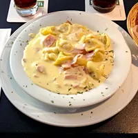 Tortellini in Sahne Sauce Schinken|Hein Blödさん