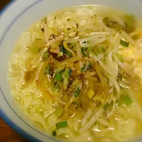 定番夜食

ザーサイ、もやし乗せ拉麺|Mihoさん