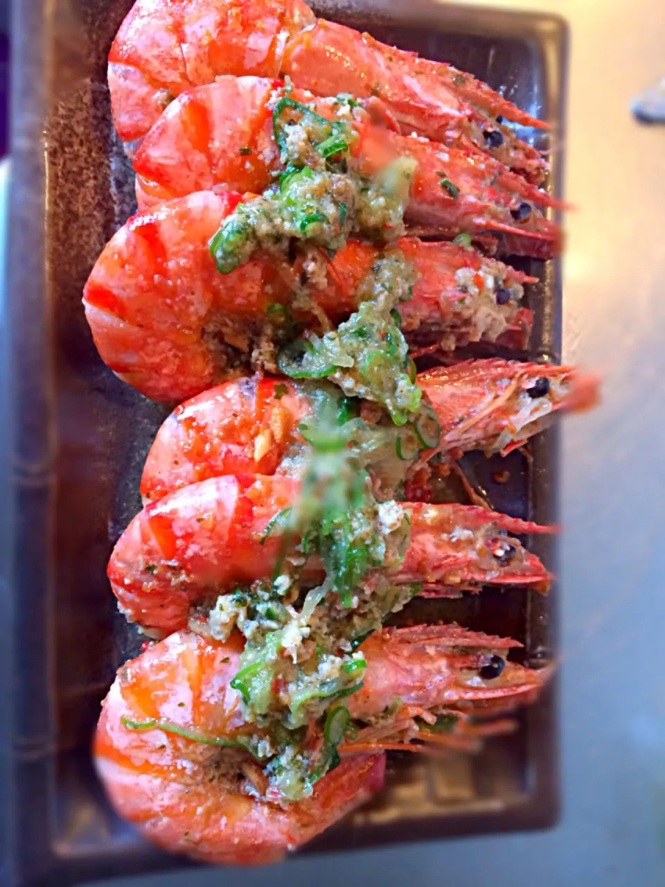 Butter garlic prawns|nakadai mikazukiさん