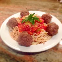 Snapdishの料理写真:Spaghetti and meatball|jonさん