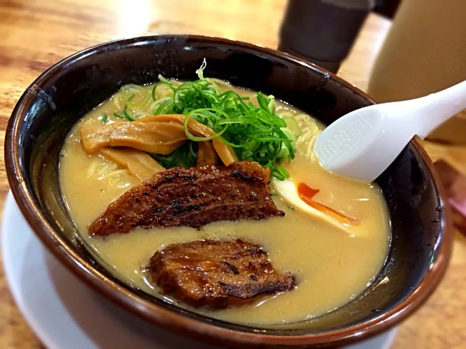 煮玉子チャーシュー麺 @天下一品 法善寺店☆ Ramen|akkiiraさん