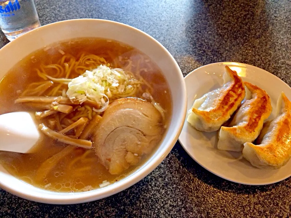 ラーメン＆黒豚餃子|こんどう かずゆきさん