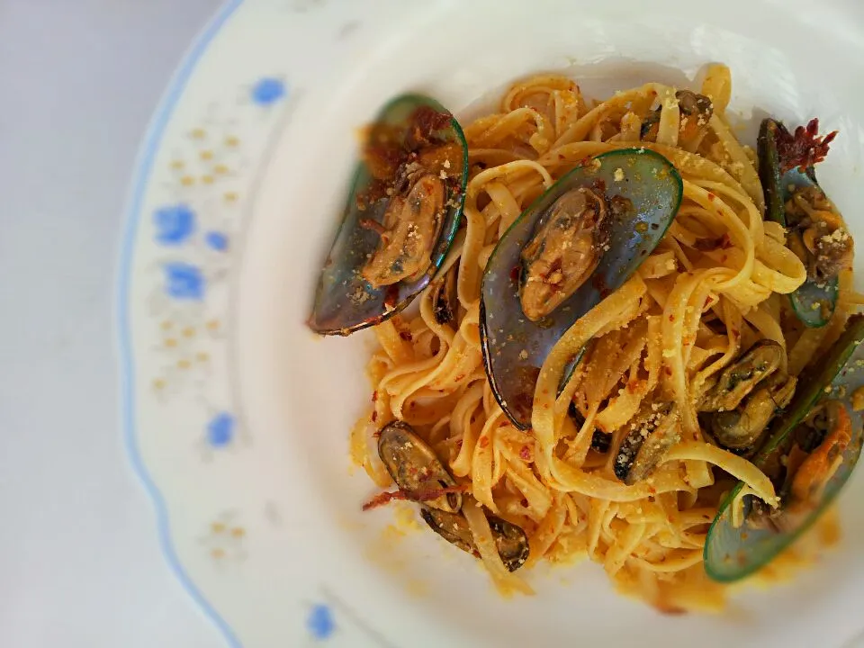 Aglio Olio with mussles|Suraya Fakhzanさん