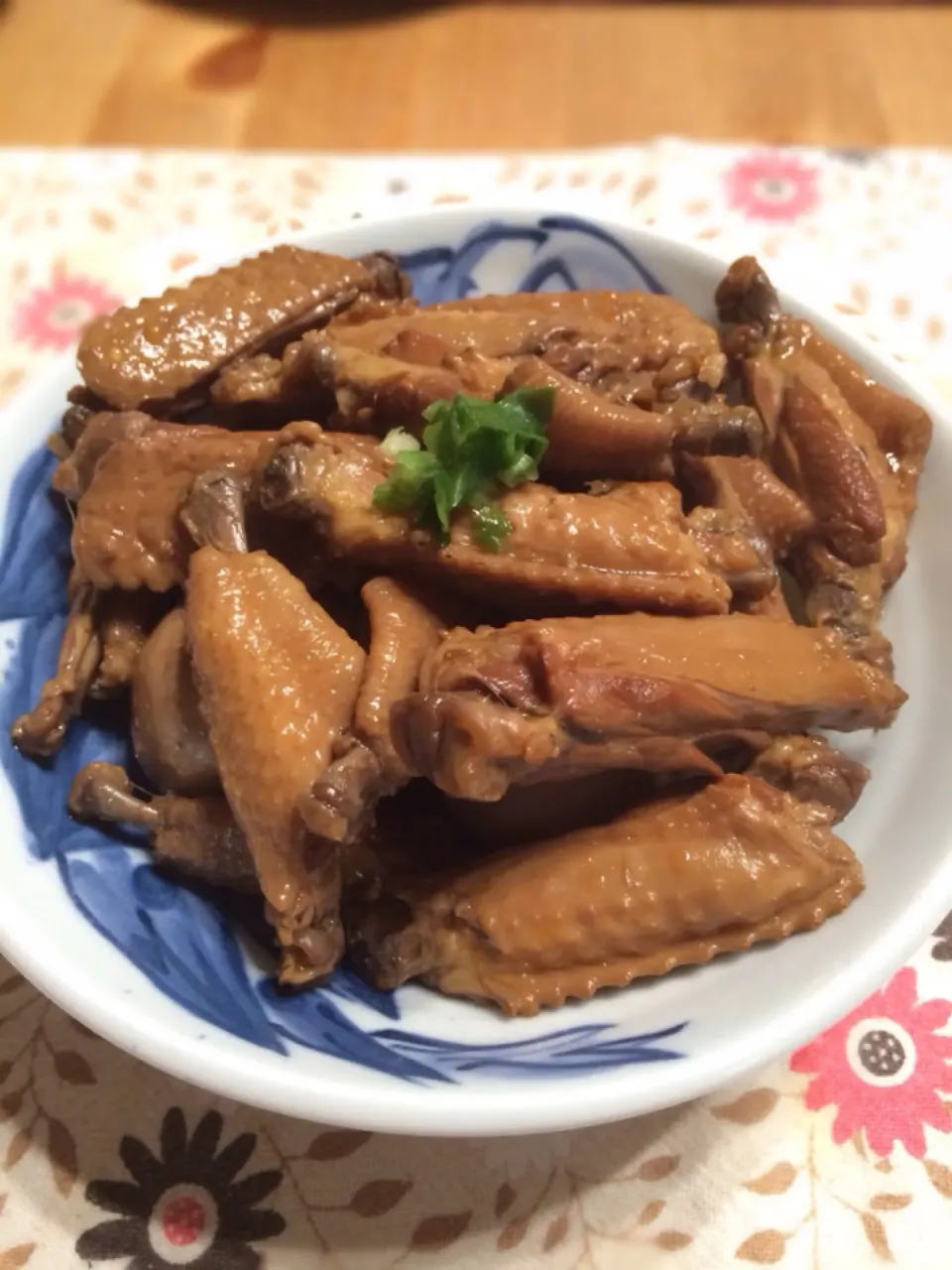 Snapdishの料理写真:鳥手羽中のサッパリ煮|まちゅさん