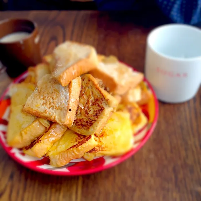 朝ご飯♡紅茶味と普通のフレンチトースト|runさん