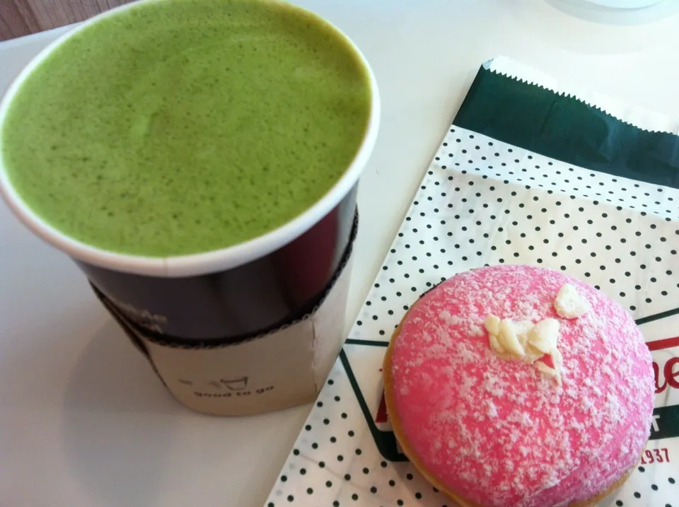 🍓green tea latte&strawberry cheese cake🍵|꒰✾꒱˚°꒰ben꒱°˚꒰✾꒱さん