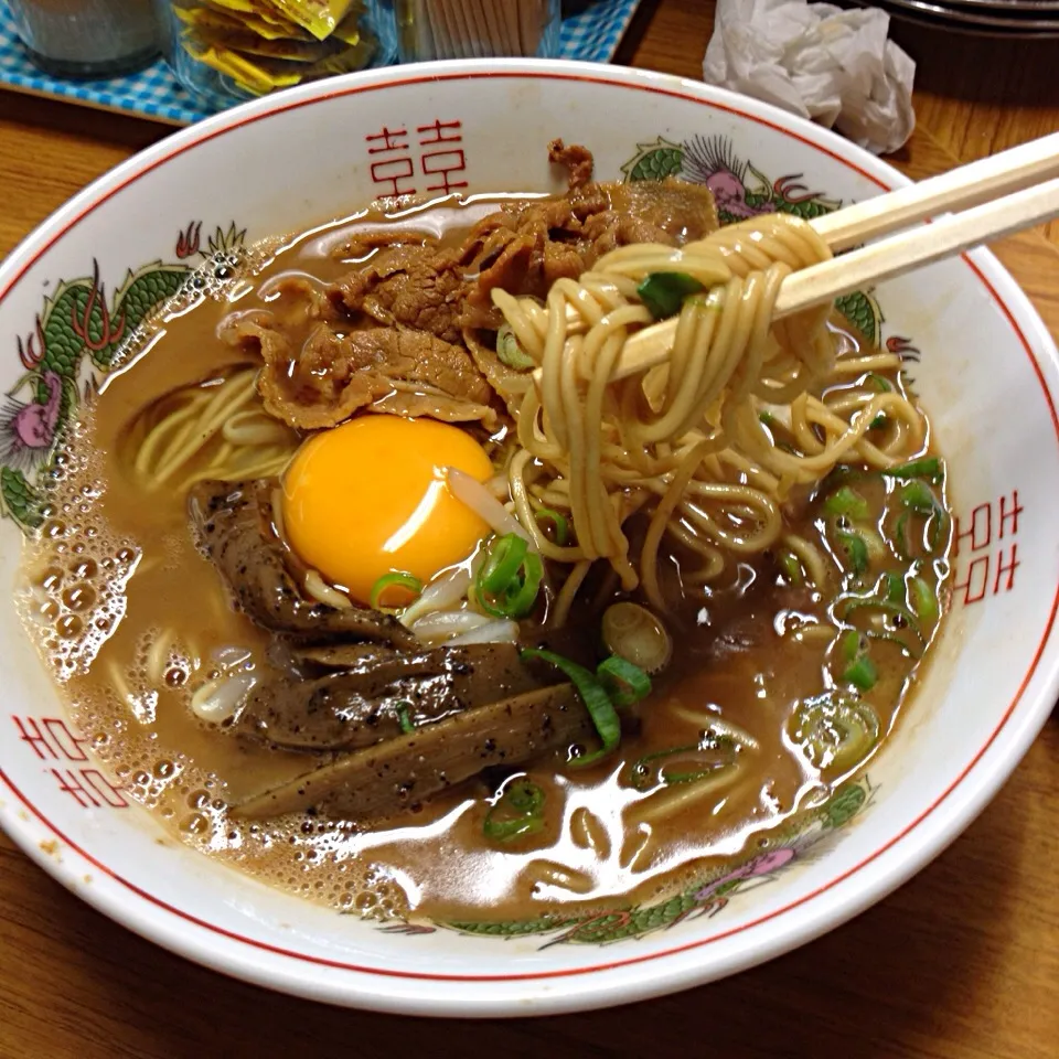 ラーメン 並 (生卵サービス)|maixx ใหม่さん