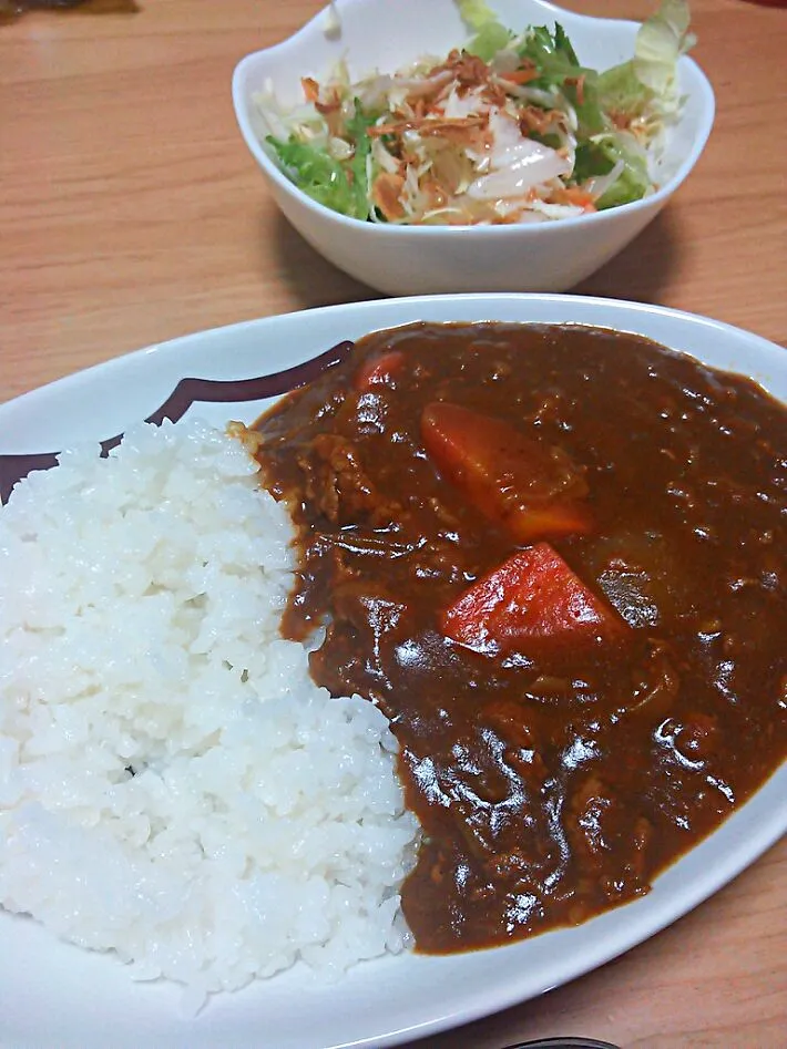 ごくごくシンプルなカレーライス♪|りんたさん