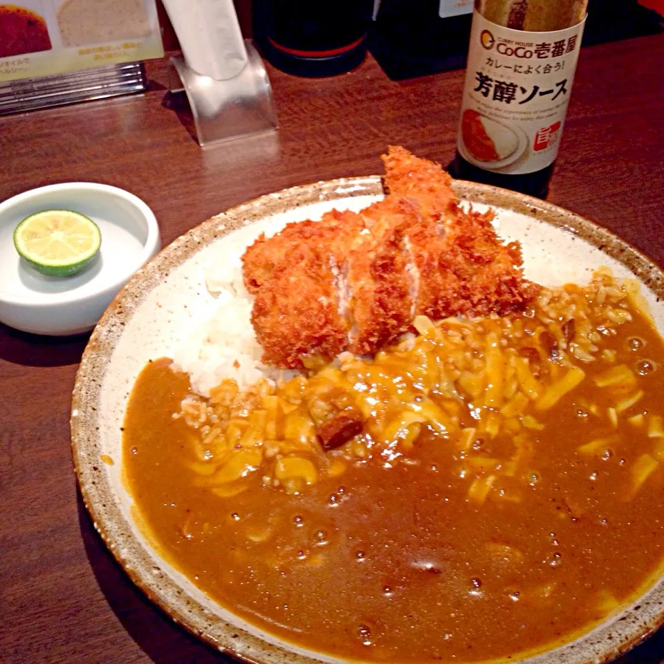 阿波すだち鶏の手仕込ささみカツカレー プラスチーズ|maixx ใหม่さん