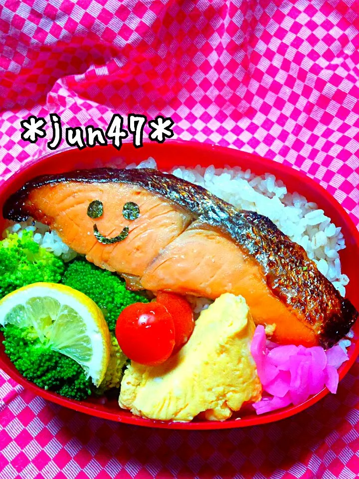 Snapdishの料理写真:KIRIMIちゃん弁当(パパ弁)|jun47さん