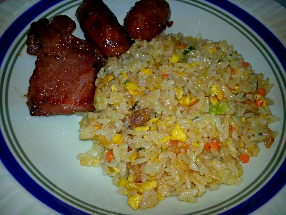 Snapdishの料理写真:tocino,longanisa at fried rice...|Ayel Santellaさん