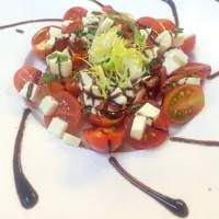 Insalata di Caprese con Mozzrella 番茄佐Mozzrella起司|游游游さん