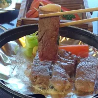 Snapdishの料理写真:和牛ステーキ陶板焼|かっぱァさん