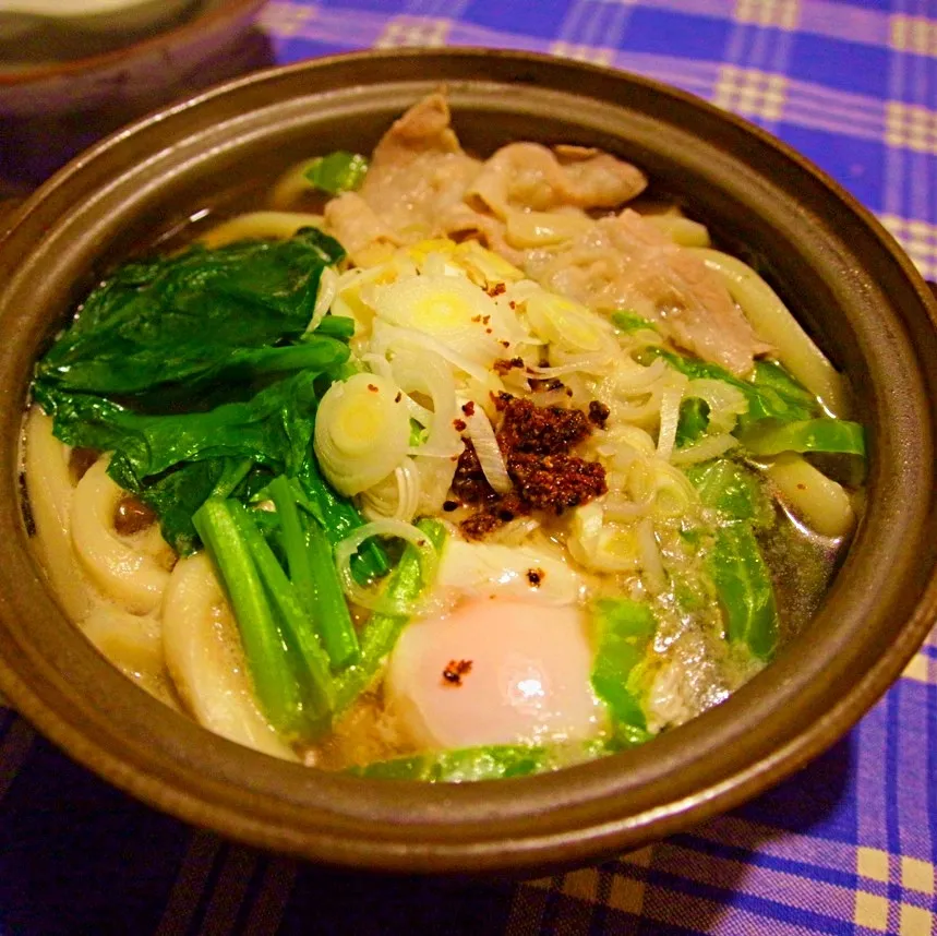 Snapdishの料理写真:吉田のうどんで鍋焼きうどん|Hiroshi Naitoさん