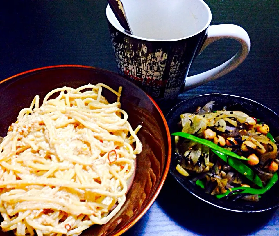 Snapdishの料理写真:Kim chee & yogurt pasta / Stir fried radish, hijiki, konyaku, chickpea|Seagrapesさん