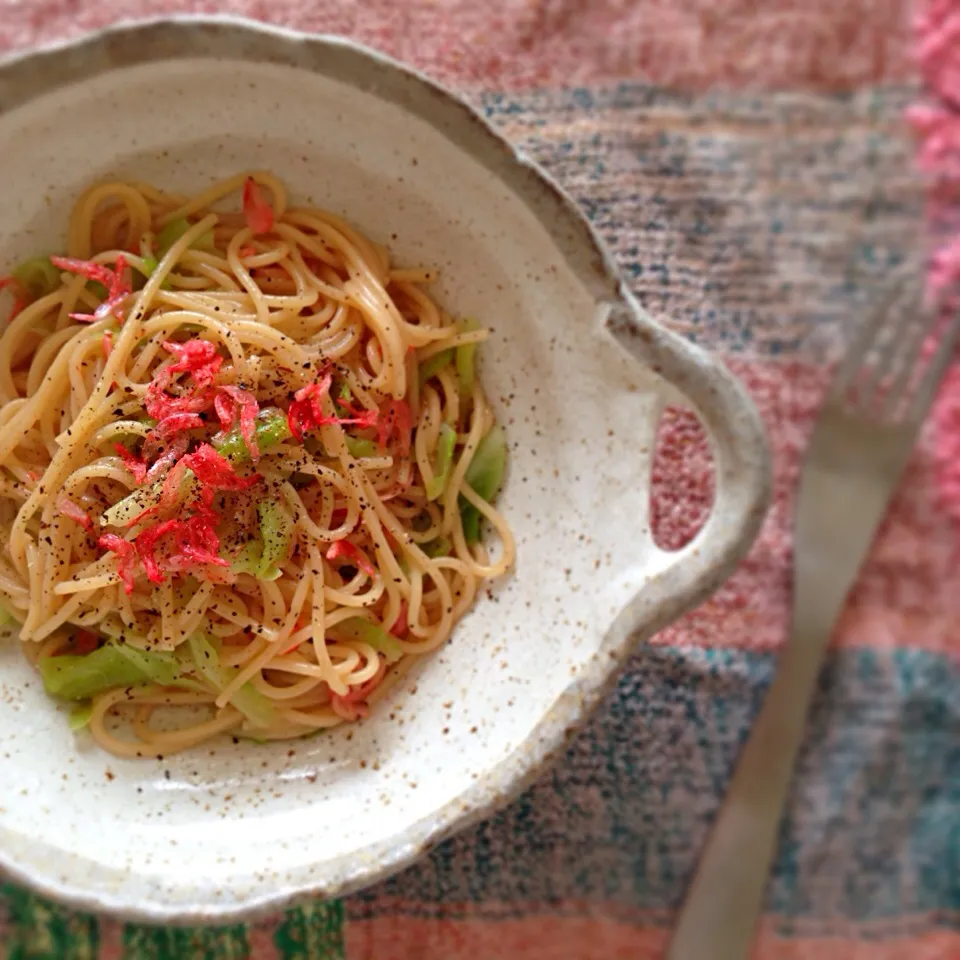 桜海老とキャベツの手抜きパスタ|あいこ ⁎ˇ◡ˇ⁎さん