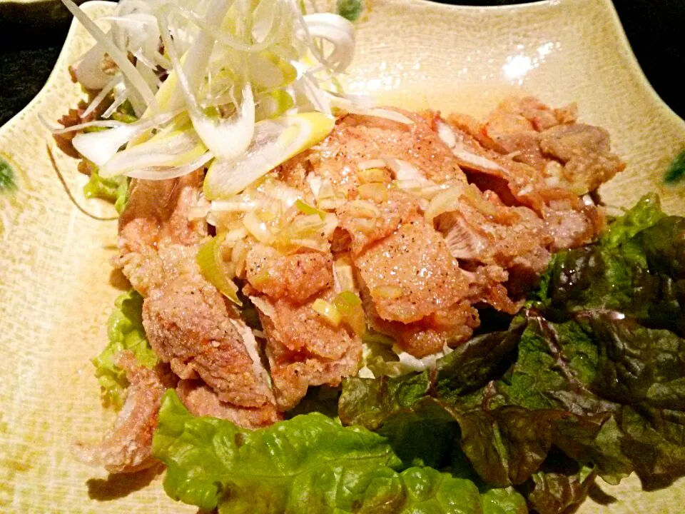 Snapdishの料理写真:鶏唐！ジューシー揚げ ネギ塩だれ♪|東京ライオンズさん