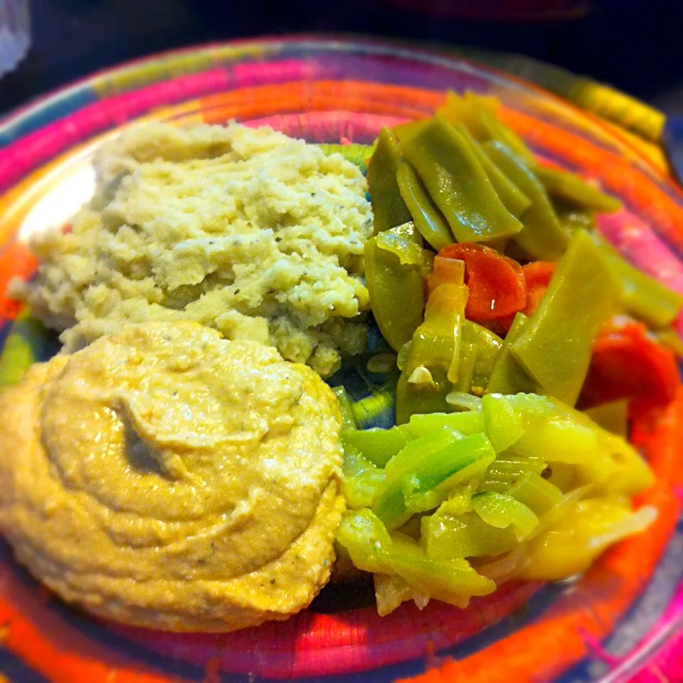 Hummus, green beans, zucchini & potatoes|Stefan Labuschagneさん