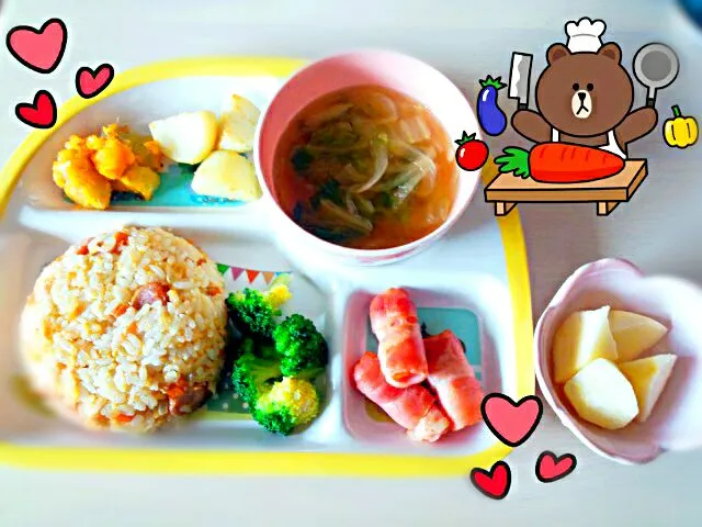 Snapdishの料理写真:＊子供の普通のお昼ごはん＊|あいたんさん