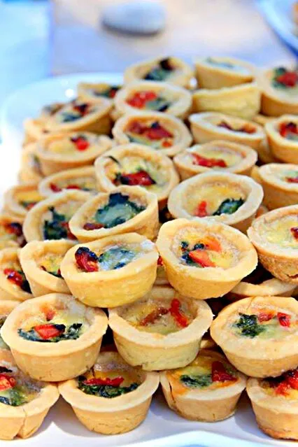 Snapdishの料理写真:mini vegetable quiches|Slinkyさん