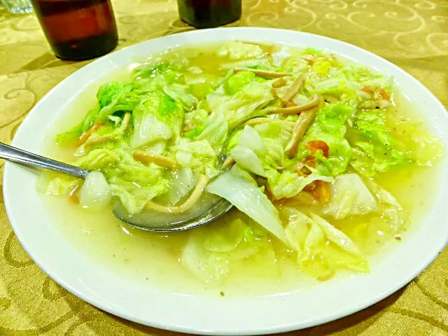 台湾バージョンの野菜炒めのような料理|東京ライオンズさん