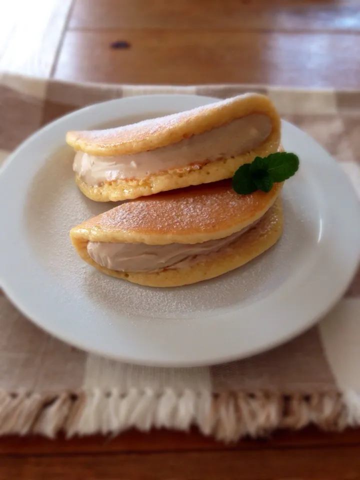 ぁゃʕ •́؈•̀ ₎*＊さんの料理 コーヒーチーズクリーム＊.*でオムレット♡|sato*さん