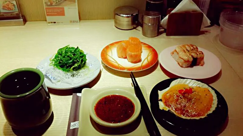 Snapdishの料理写真:..<3 Sushi Ne'..'L'|Mien Yasinaさん