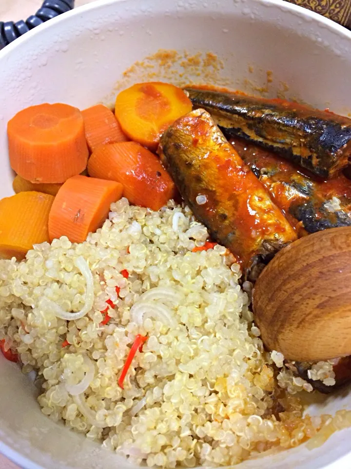 Quinoa with stewed carrots and sardines|Ong Sor Fernさん