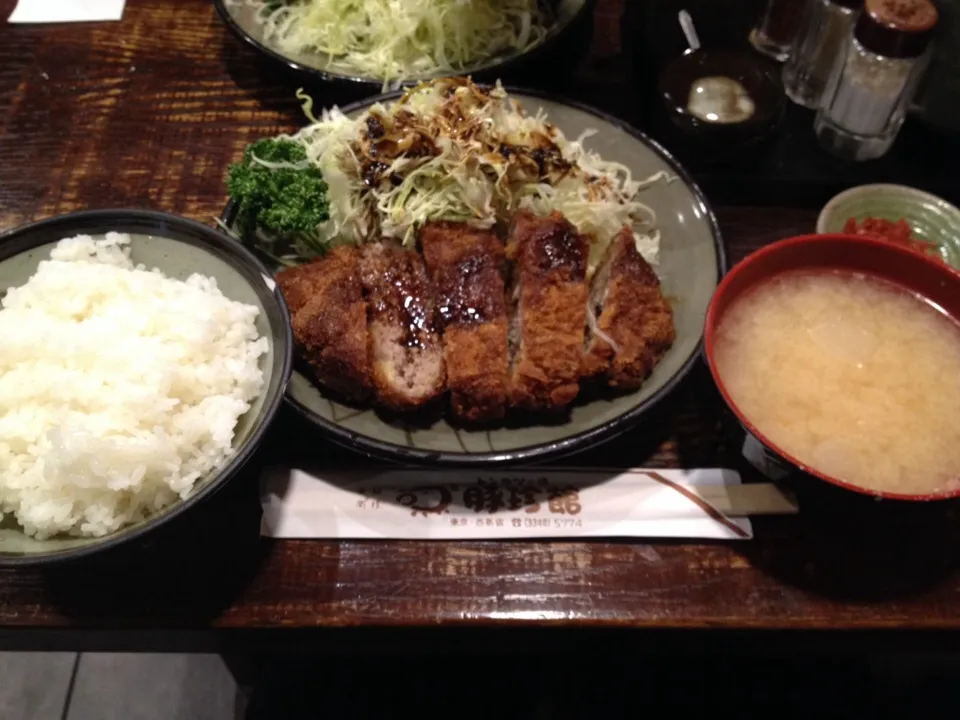 ジャンボメンチカツ定食|おっちさん