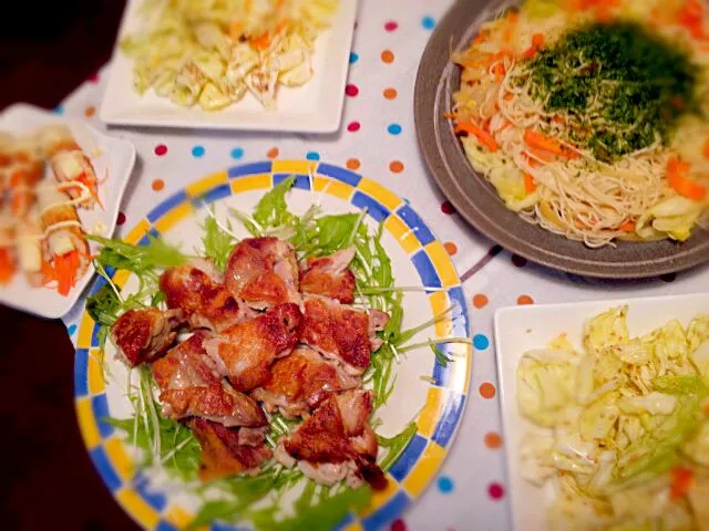 ☆チキンのパリパリ焼き
☆素麺のマヨ炒める
☆キャベツサラだ
☆竹輪チーズ|りえぞ～さん